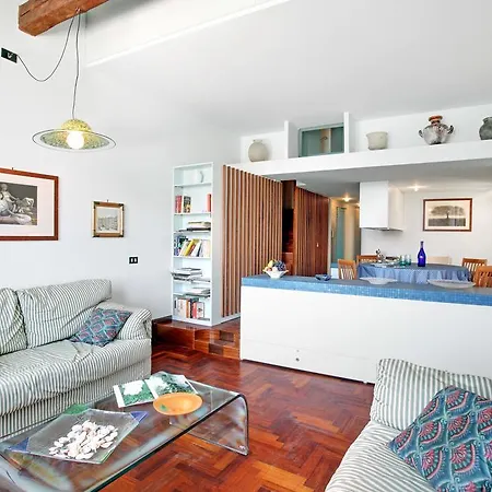 Giudecca Apartment