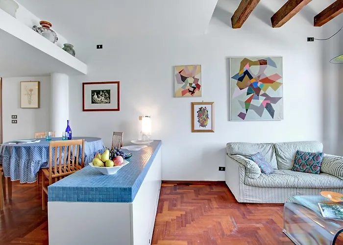 Giudecca Apartment *